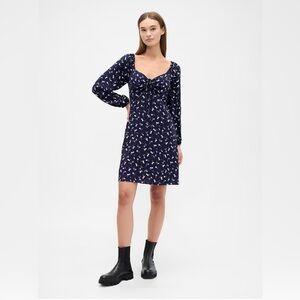 GAP Long Sleeve Smocked Toe Long Sleeve Mini Dress Women’s size Large Petite NEW